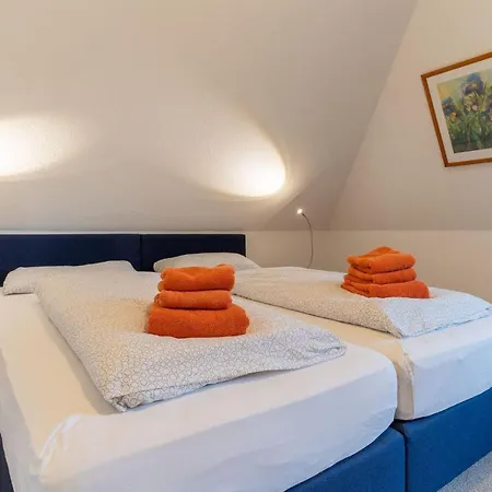 Haus-deichsfenne-app-3-og * Böhl